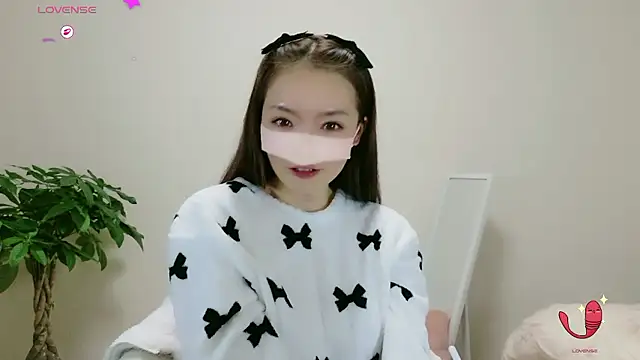 momochan88 online show from 11/24/25, 11:43