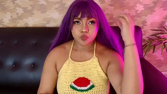 Snapshot of cherry_chel chatting on 01/25/25, 11:32 cherry chel online show from 01/25/25, 11:32