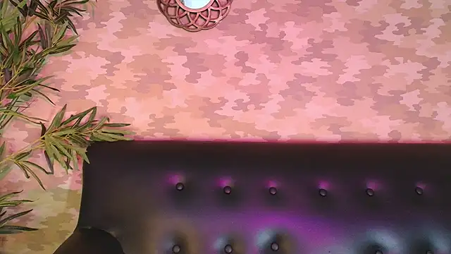 Snapshot of cherry_chel chatting on 02/19/25, 09:14 cherry chel online show from 02/19/25, 09:14