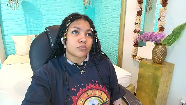 cherry chel online show from 03/19/26, 08:24