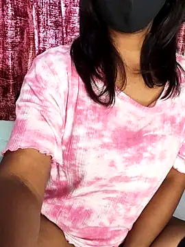 juhicpl143 online show from 02/13/26, 10:55