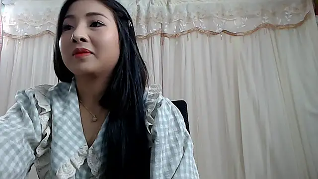 Snapshot of MiMi_0293 chatting on 12/17/24, 07:29 MiMi 0293 online show from 12/17/24, 07:29
