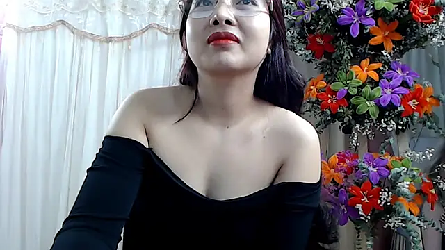 Snapshot of MiMi_0293 chatting on 01/08/25, 03:40 MiMi 0293 online show from 01/08/25, 03:40