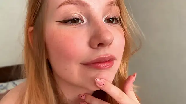 HoneyAudrey online show from 04/09/26, 02:44