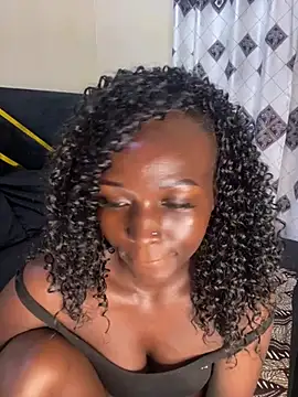 Snapshot of Curvixx chatting on 01/24/25, 01:24 Curvixx online show from 01/24/25, 01:24