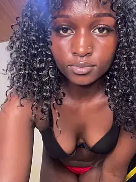 Snapshot of Curvixx chatting on 01/25/25, 09:36 Curvixx online show from 01/25/25, 09:36