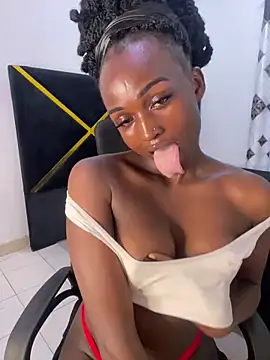 Snapshot of Curvixx chatting on 03/21/25, 12:40 Curvixx online show from 03/21/25, 12:40