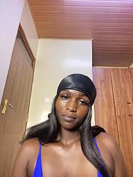 Snapshot of Curvixx chatting on 10/05/25, 02:48 Curvixx online show from 10/05/25, 02:48