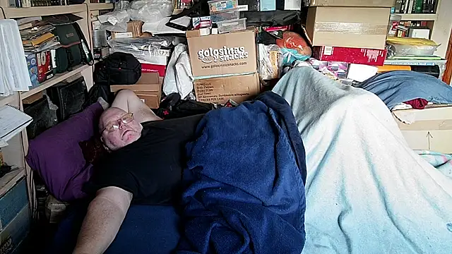 hadeszeuss2 online show from 02/06/26, 02:42