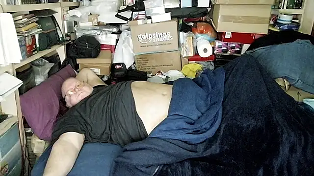 hadeszeuss2 online show from 02/12/26, 06:14