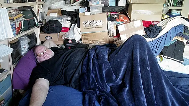 hadeszeuss2 online show from 03/06/26, 03:19