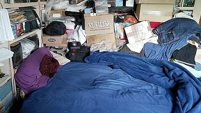 hadeszeuss2 online show from 03/09/26, 02:43