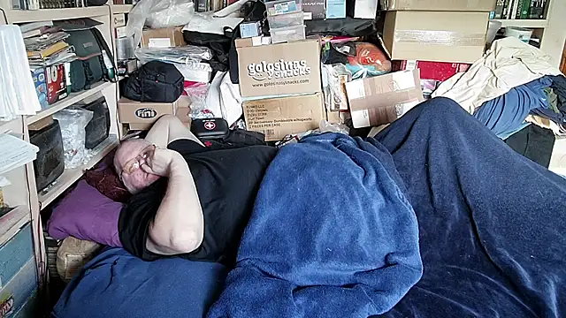 hadeszeuss2 online show from 03/12/26, 02:56