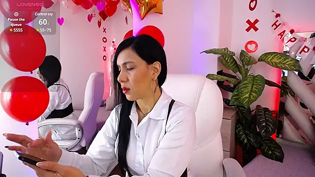 Camille jhonson online show from 02/06/25, 10:26