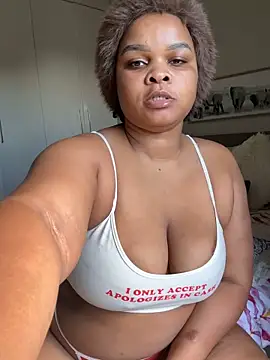 Snapshot of NaughtyKelly28 chatting on 11/22/25, 01:21 NaughtyKelly28 online show from 11/22/25, 01:21