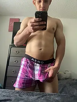 Esauhot online show from 05/19/26, 06:58