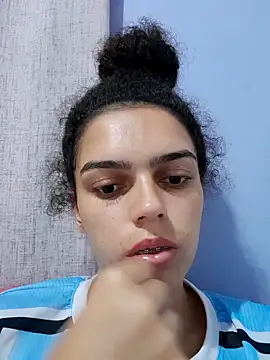 Snapshot of morenamaravilhosa chatting on 12/07/24, 04:14 morenamaravilhosa online show from 12/07/24, 04:14