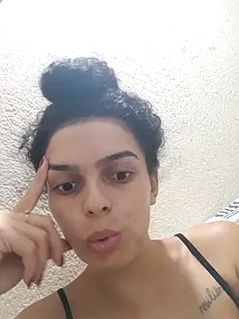 Snapshot of morenamaravilhosa chatting on 01/07/25, 12:13 morenamaravilhosa online show from 01/07/25, 12:13