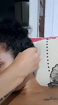 Snapshot of morenamaravilhosa chatting on 02/20/25, 01:25 morenamaravilhosa online show from 02/20/25, 01:25