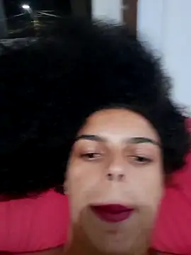 Snapshot of morenamaravilhosa chatting on 02/24/25, 01:35 morenamaravilhosa online show from 02/24/25, 01:35