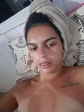 Snapshot of morenamaravilhosa chatting on 03/04/25, 01:55 morenamaravilhosa online show from 03/04/25, 01:55