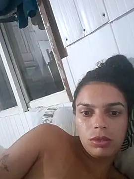 Snapshot of morenamaravilhosa chatting on 12/20/25, 01:23 morenamaravilhosa online show from 12/20/25, 01:23