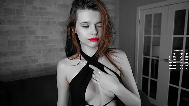 Snapshot of RexanneHatt chatting on 03/04/25, 01:01 RexanneHatt online show from 03/04/25, 01:01