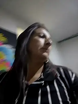 any mour online show from 03/06/25, 10:36