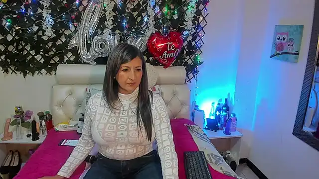 any mour online show from 03/17/25, 03:50