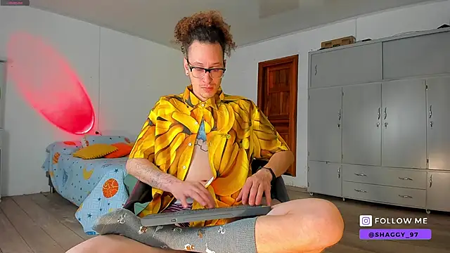 MrShaggy online show from 06/01/26, 05:42
