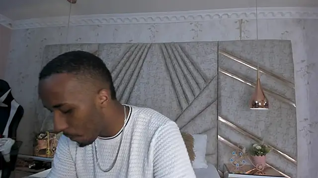 Snapshot of JamesParck chatting on 01/16/25, 12:09 JamesParck online show from 01/16/25, 12:09