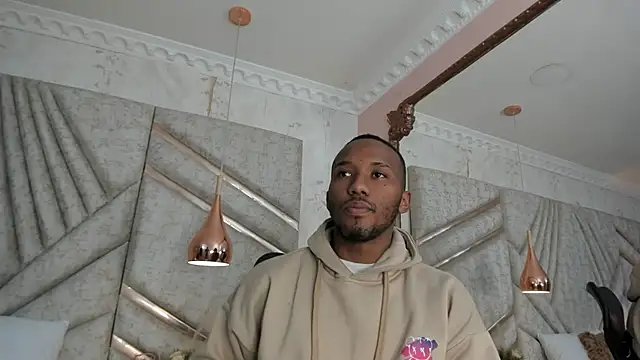 Snapshot of JamesParck chatting on 01/31/25, 12:18 JamesParck online show from 01/31/25, 12:18