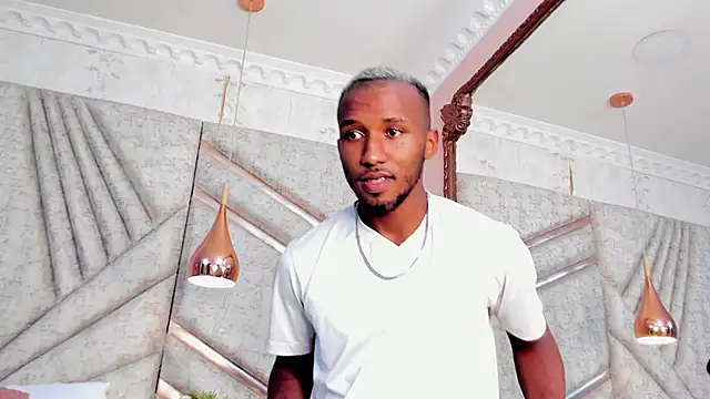 Snapshot of JamesParck chatting on 02/27/25, 06:20 JamesParck online show from 02/27/25, 06:20