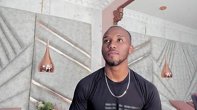 Snapshot of JamesParck chatting on 02/28/25, 03:26 JamesParck online show from 02/28/25, 03:26