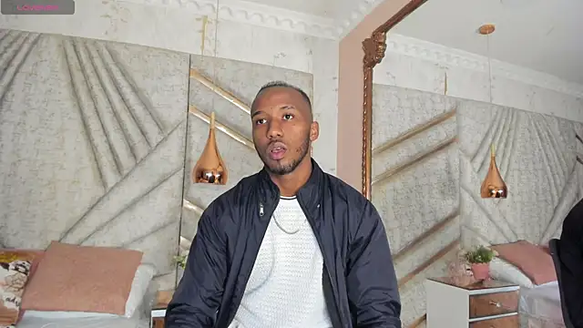 Snapshot of JamesParck chatting on 03/04/25, 12:55 JamesParck online show from 03/04/25, 12:55