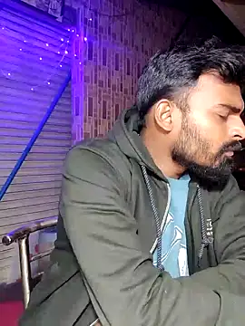 Snapshot of rayhan085 chatting on 01/12/25, 08:47 rayhan085 online show from 01/12/25, 08:47