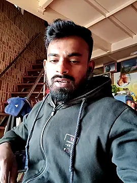 Snapshot of rayhan085 chatting on 02/16/25, 03:47 rayhan085 online show from 02/16/25, 03:47