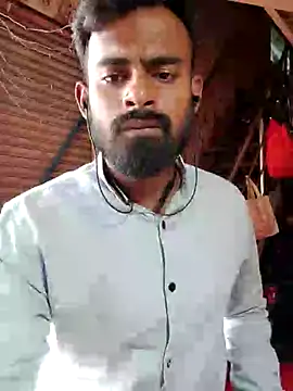 Snapshot of rayhan085 chatting on 02/28/25, 10:41 rayhan085 online show from 02/28/25, 10:41