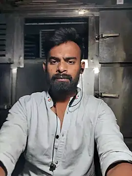 Snapshot of rayhan085 chatting on 03/06/25, 04:07 rayhan085 online show from 03/06/25, 04:07