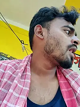 Snapshot of rayhan085 chatting on 03/17/25, 03:14 rayhan085 online show from 03/17/25, 03:14