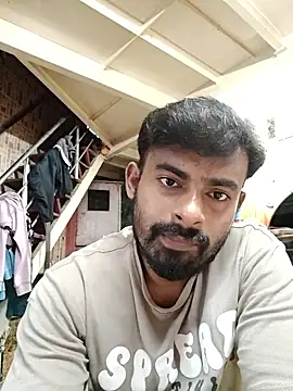 Snapshot of rayhan085 chatting on 09/11/25, 10:15 rayhan085 online show from 09/11/25, 10:15