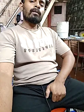 Snapshot of rayhan085 chatting on 09/12/25, 08:14 rayhan085 online show from 09/12/25, 08:14