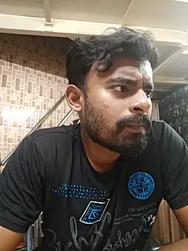 Snapshot of rayhan085 chatting on 09/16/25, 08:32 rayhan085 online show from 09/16/25, 08:32