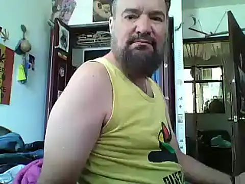 Snapshot of LECHEBALLS chatting on 09/18/25, 05:26 LECHEBALLS online show from 09/18/25, 05:26