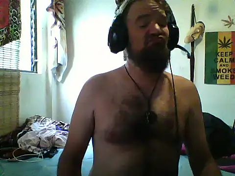 Snapshot of LECHEBALLS chatting on 10/21/25, 07:36 LECHEBALLS online show from 10/21/25, 07:36