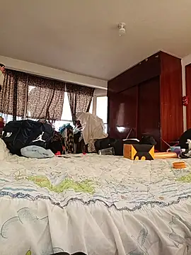 jperezofficial1 online show from 11/24/25, 07:57