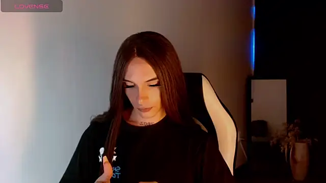 AdharaaMoon online show from 12/28/24, 01:29