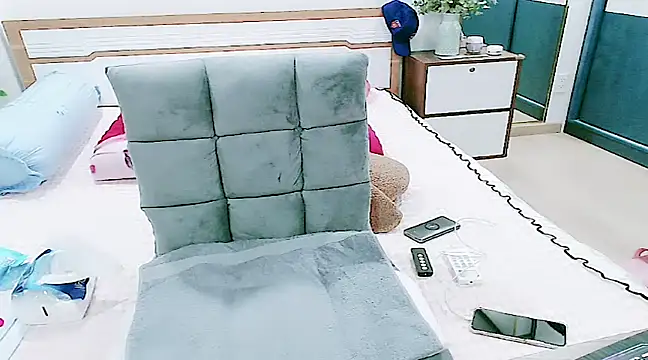 Snapshot of HC_jun chatting on 03/15/25, 12:24 HC jun online show from 03/15/25, 12:24