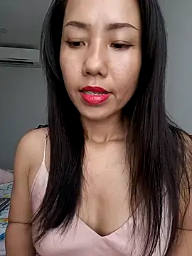 Snapshot of Sugar2k5 chatting on 02/26/25, 06:26 Sugar2k5 online show from 02/26/25, 06:26