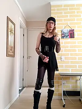 cdzinhasusan online show from 10/04/25, 05:00